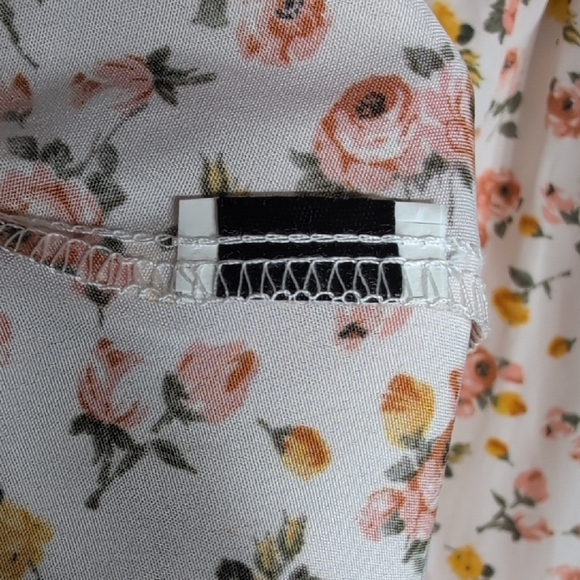 SHEIN Floral Patterned Midi Dress - Picture 6 of 7